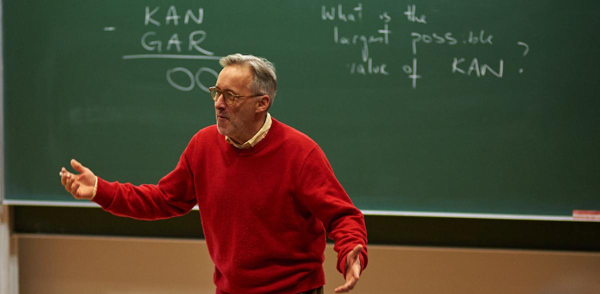 Charlie Gilderdale from NRICH leading interactive talk session at the Centre for Mathematical Sciences
